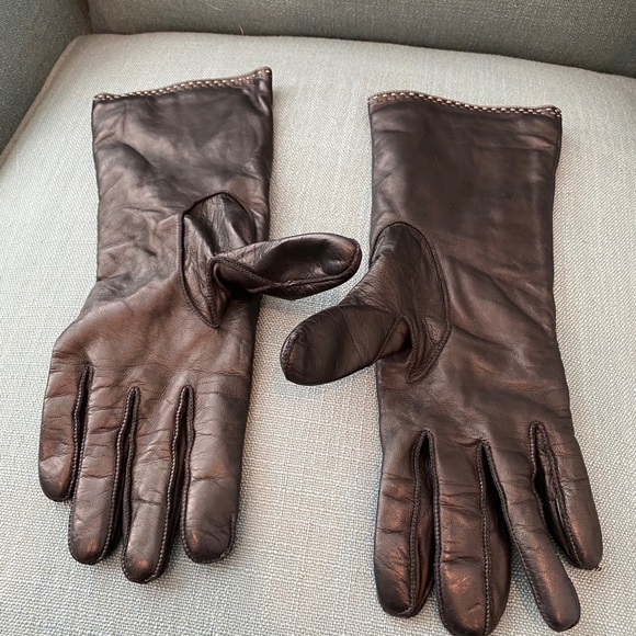 Coach Ladies Black Leather Golves - Picture 3 of 5